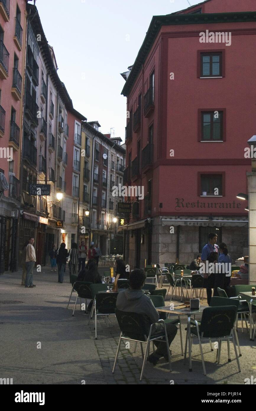 terrazas en c/ Sombrerería; calle de tapeo en casco antiguo Stock Photo terrazas en c/ Sombrerería; calle de tapeo en casco antiguo Stock Photo