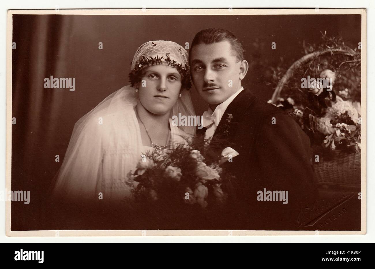 1930s wedding photos hi-res stock photography and images - Alamy
