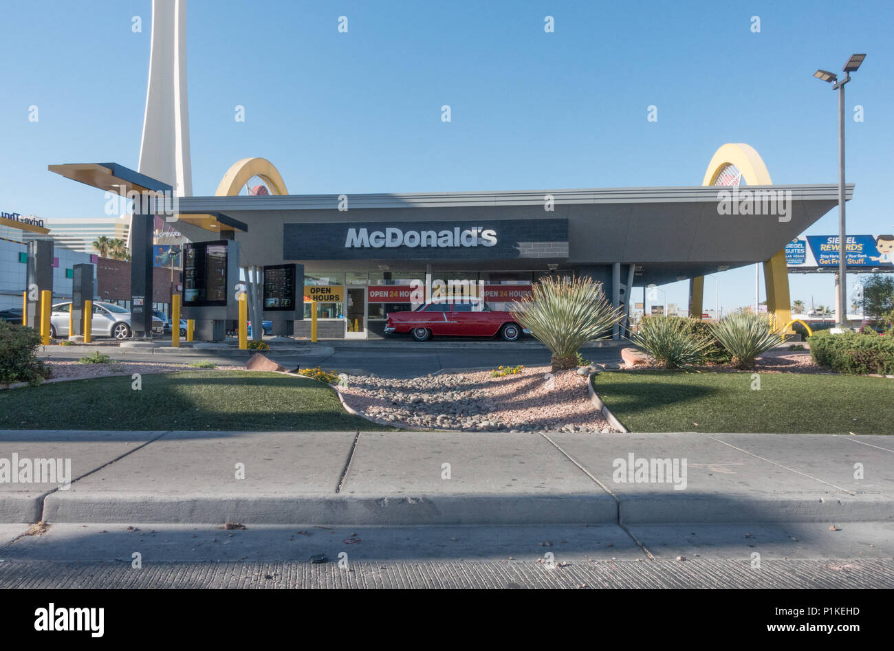Mcdonalds Fast Food Restaurant In Las Vegas Stock Photo Alamy mcdonalds-fast-food-restaurant-in-las-vegas-stock-photo-alamy