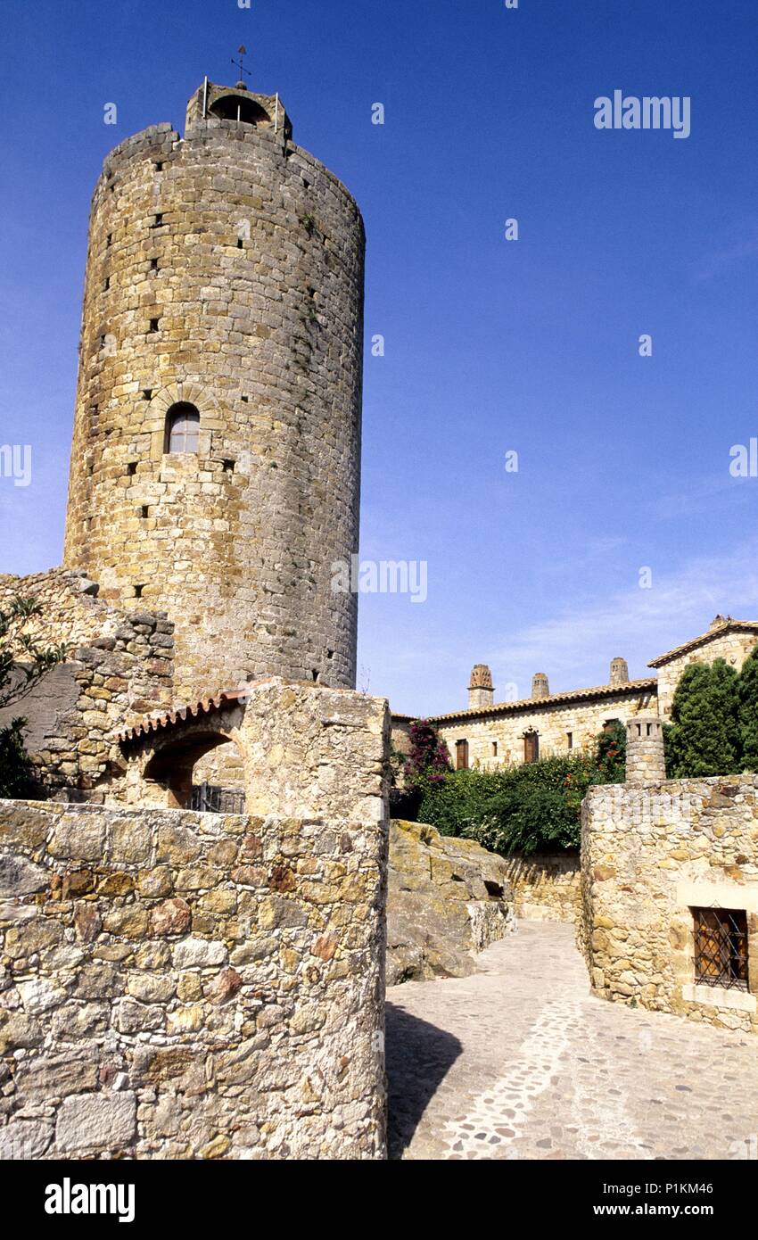 pals-torre-de-las-horas-les-hores-medieval-tower-baix-empord
