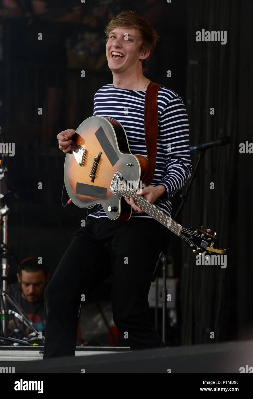 George Ezra performs on the Pyramid Stage at Glastonbury Festival 2015 - Sat 27/06/2015 Stock Photo