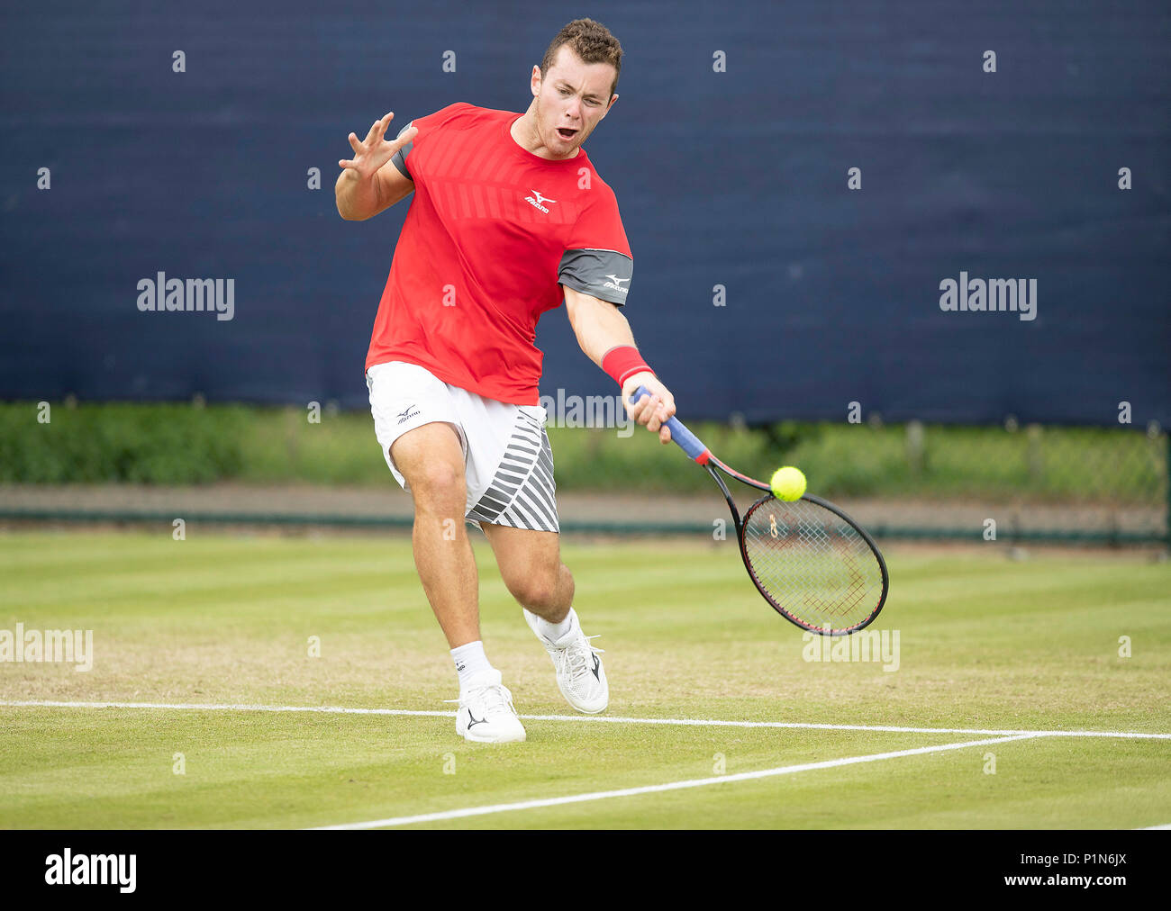 Nottingham Tennis Centre Nottingham Uk 12th June 2018 The Nature Valley Open Tennis Tournament Dominik Koepfer Ger Puts All His Energy Into A Forehand In His Match Against Daniel Evans Gbr Credit