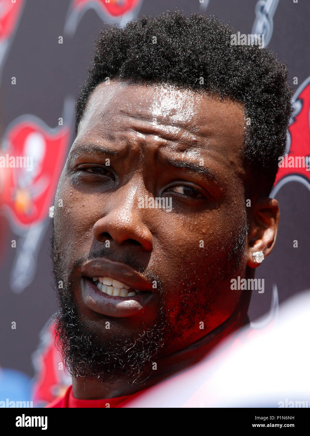Jason pierre paul hi-res stock photography and images - Page 3 - Alamy