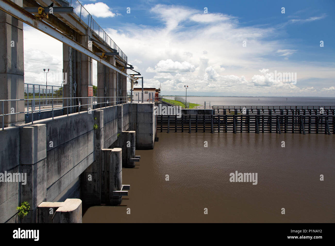 Stuart, Florida, USA. 12th June, 2018. Water from Lake Okeechobee at the Port Mayaca locks appears to show no signs of algae on June 12, 2018. Discharges through the locks travel down the St. Lucie Canal into the St. Lucie River. Credit: Allen Eyestone/The Palm Beach Post/ZUMA Wire/Alamy Live News Stock Photo