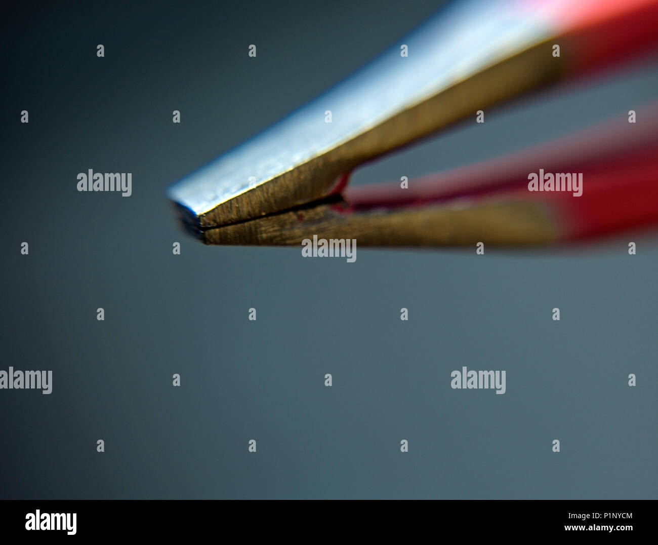 Electric tweezers hires stock photography and images Alamy