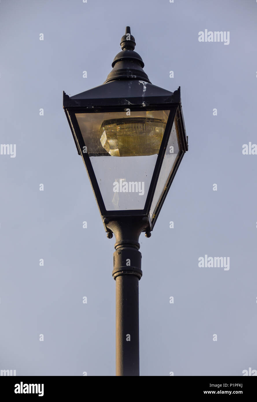 Old style street light hi-res stock photography and images - Alamy