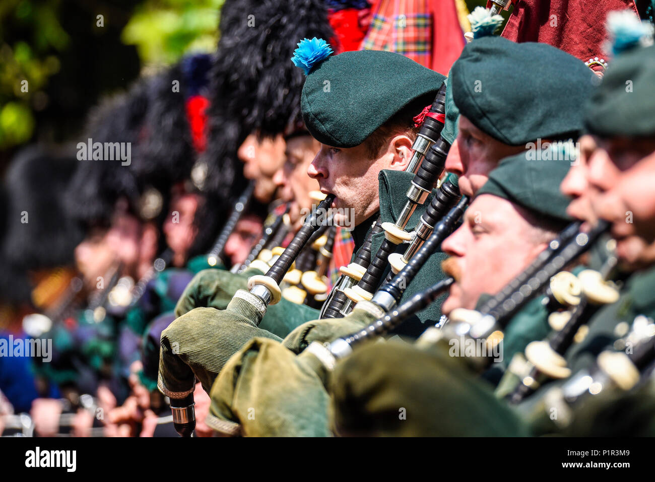 London trooping bagpipers hires stock photography and images Alamy
