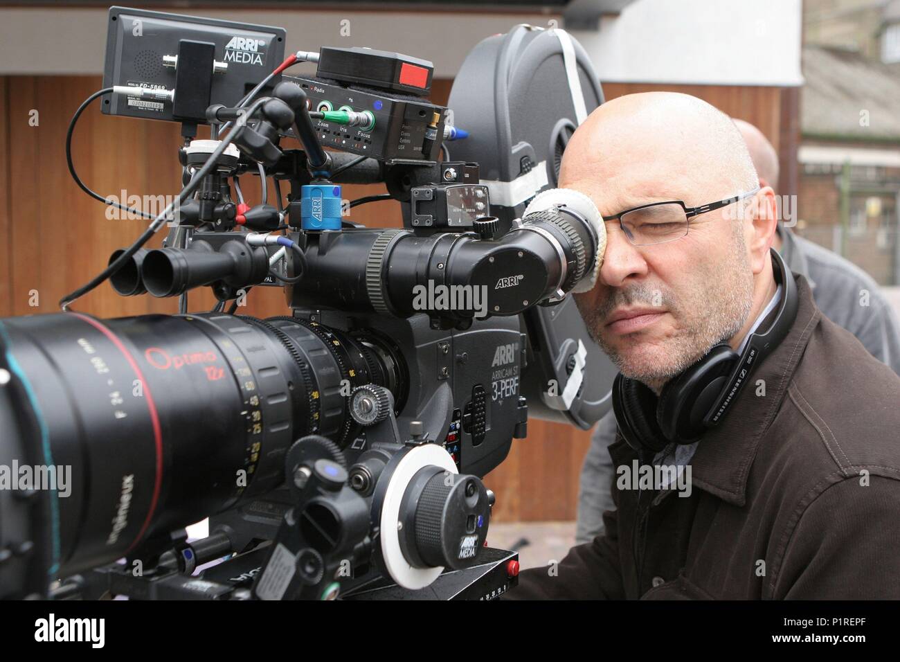 Алехандро гонсалес иньярриту бердмэн. Стивен уиллифорд. Тарик владислав владимирович. Режиссер на съемках. Дэнни бойл режиссер.