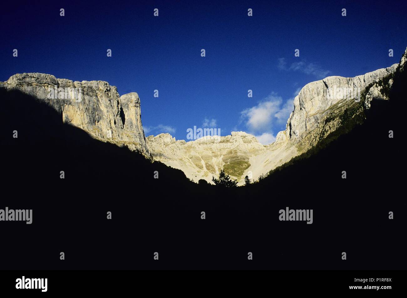 Valle de anso spain hi-res stock photography and images - Alamy