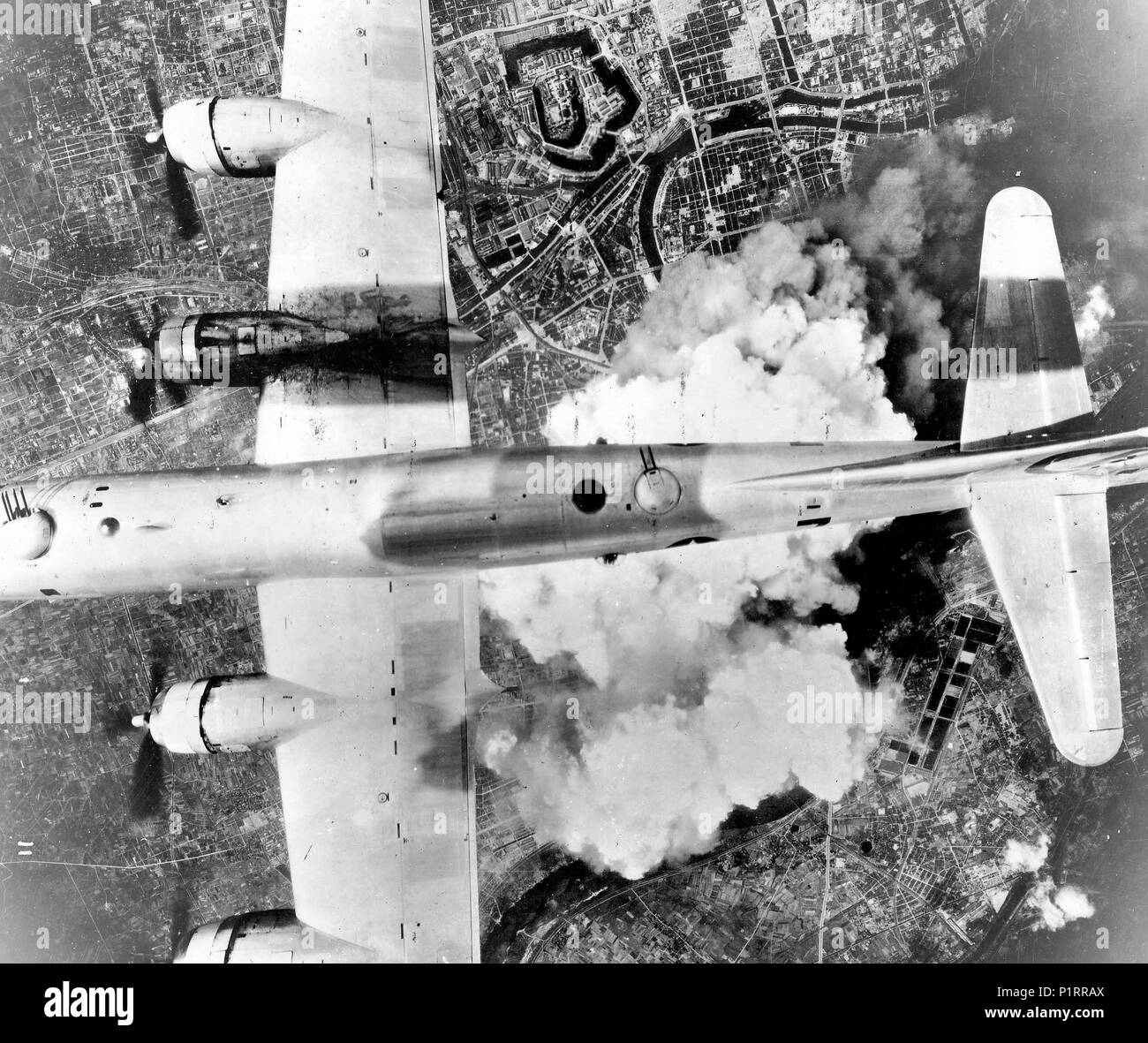 Boeing B-29A-45-BN Superfortress 44-61784 6 Bombardment Group G 24 BS - Incendiary Journey June 1,1945 mission to Osaka,Japan. Stock Photo