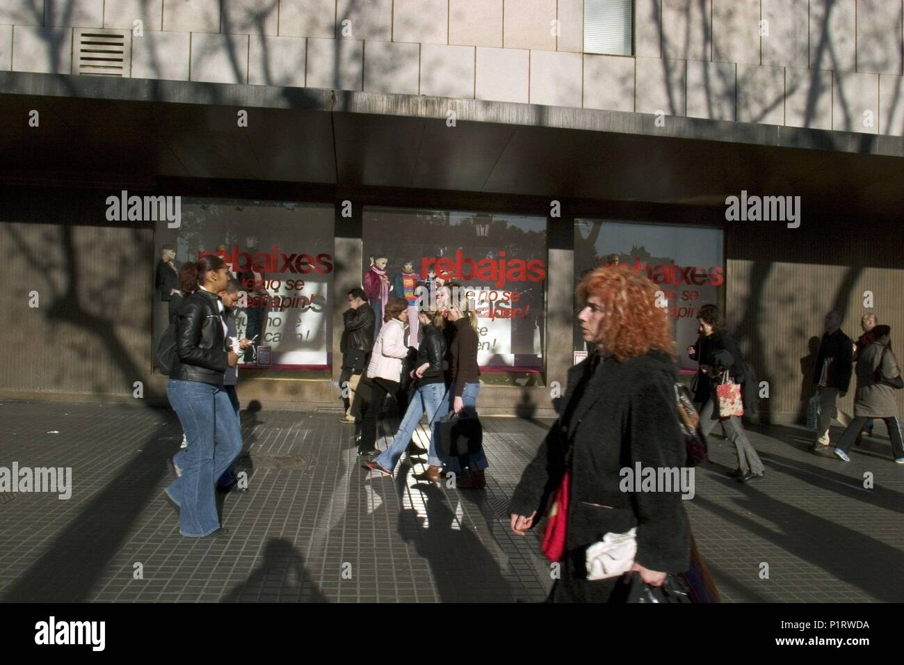 Rebajas High Resolution Stock Photography and Images - Alamy