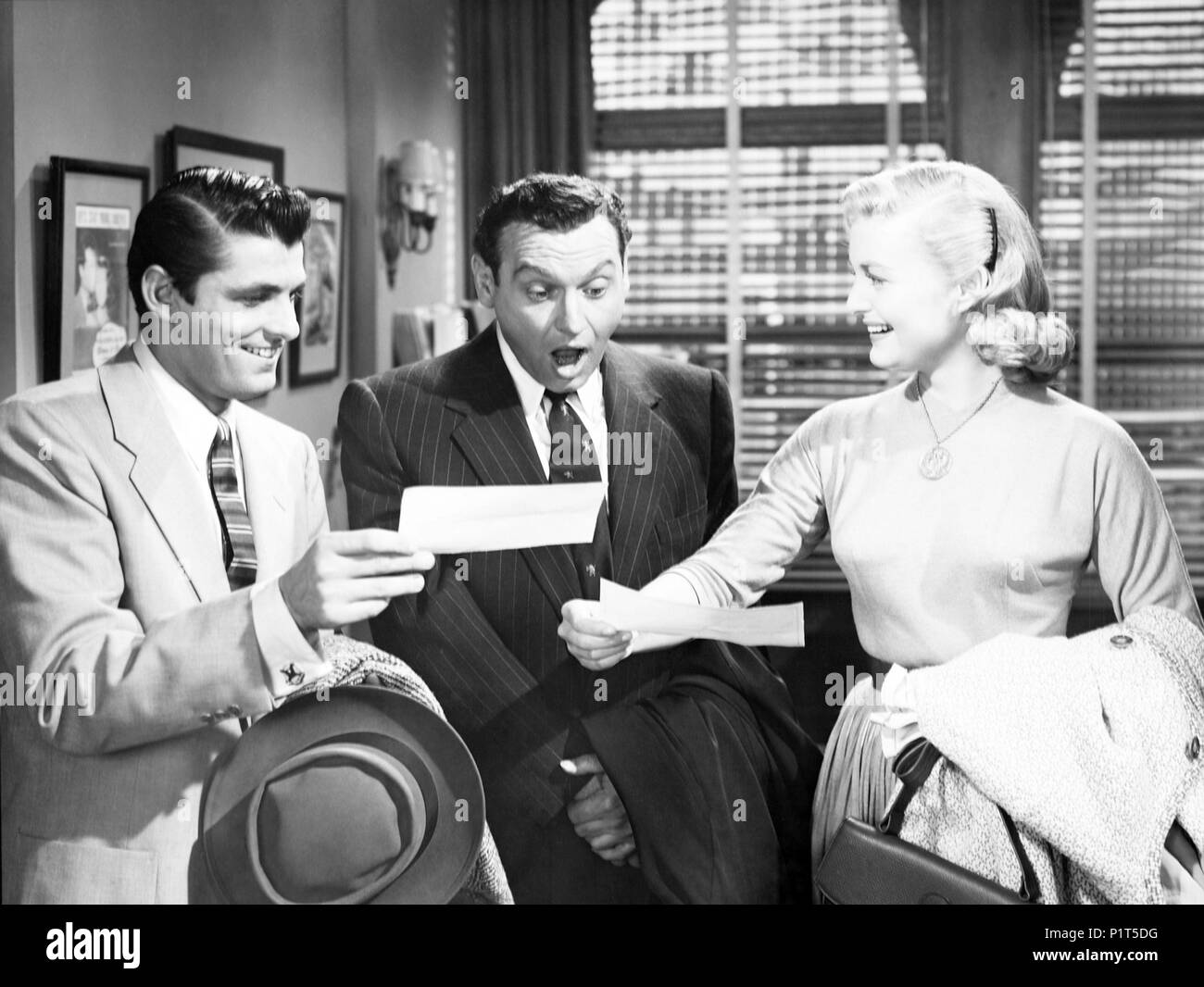 Original Film Title: BRING YOUR SMILE ALONG.  English Title: BRING YOUR SMILE ALONG.  Film Director: BLAKE EDWARDS.  Year: 1955.  Stars: CONSTANCE TOWERS; FRANKIE LAINE; KEEFE BRASSELLE. Credit: COLUMBIA PICTURES / Album Stock Photo