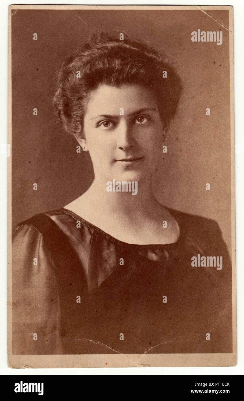 40s 1940s Fashion Hairstyle Stock Photos 40s 1940s Fashion