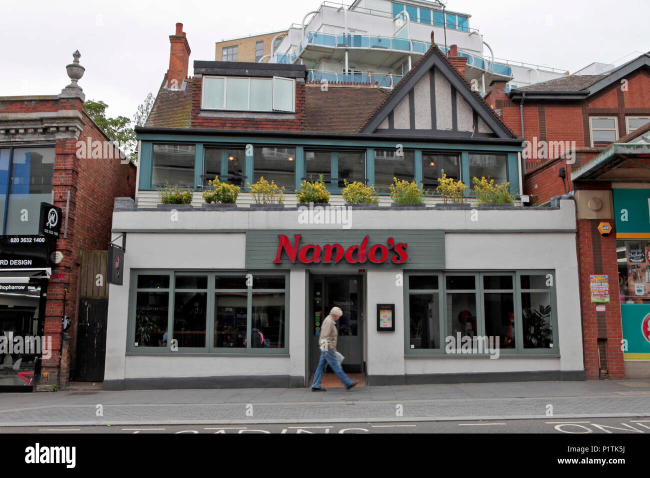 Nandos restaurant london hi-res stock photography and images - Alamy