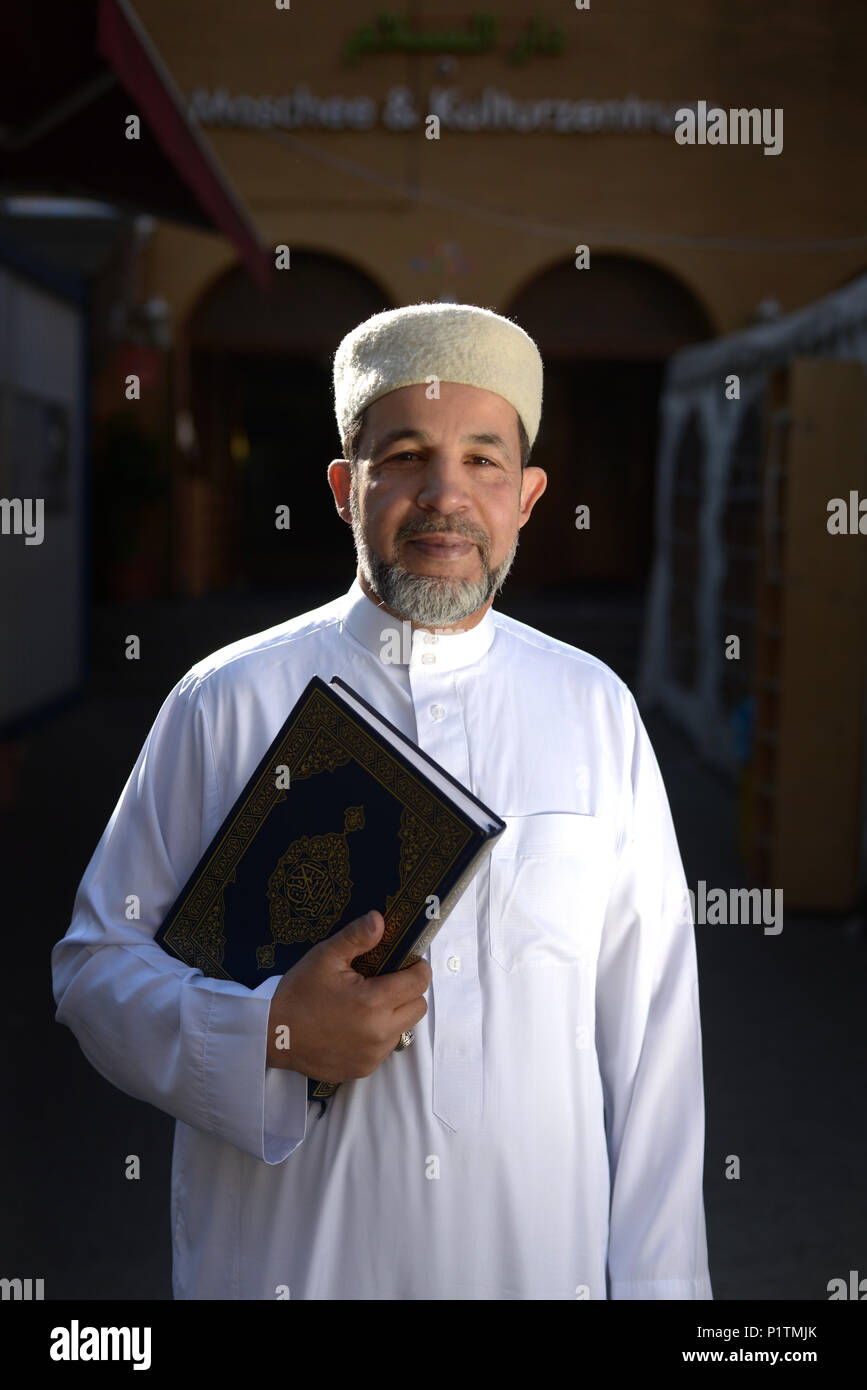 Berlin, Germany, Imam Taha Sabri heads the Dar Assalam Mosque Stock Photo