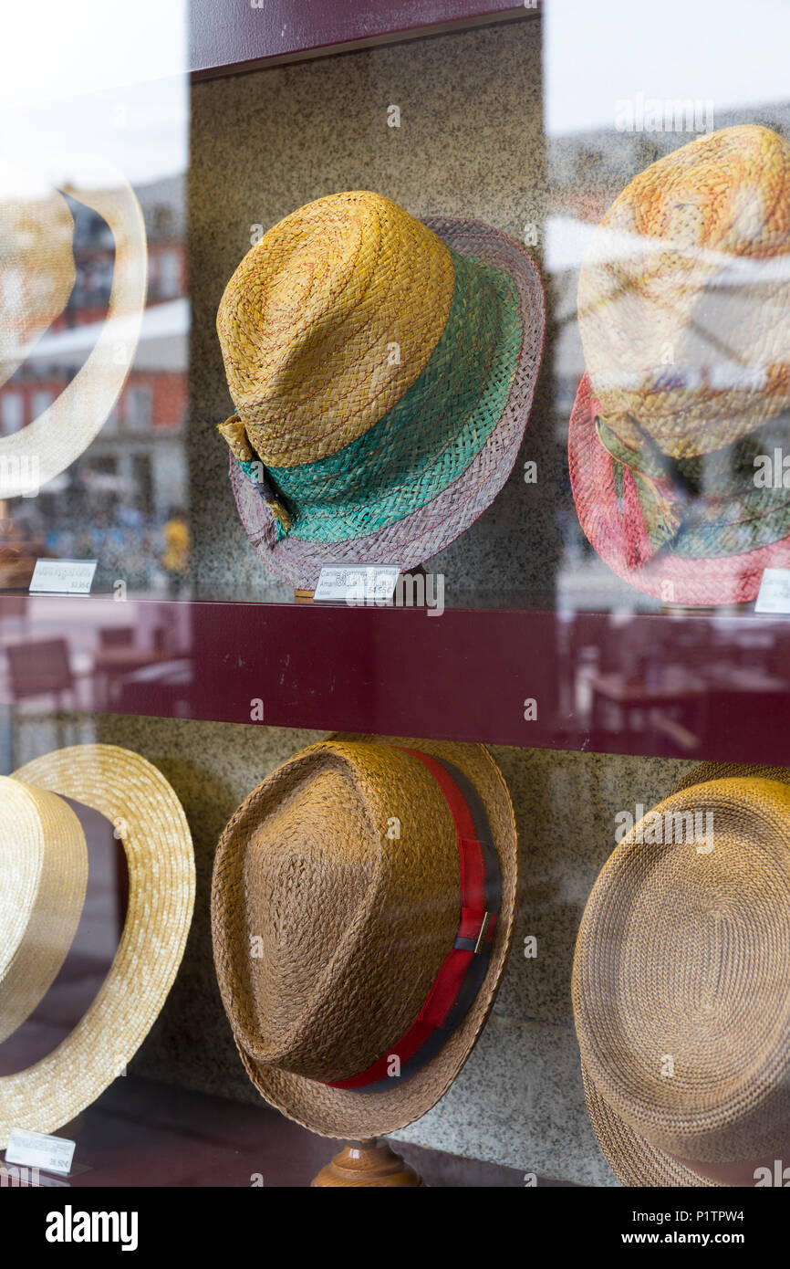 Madrid, Spain: Caps on display at Casa Yustas in the Plaza Mayor. The shop  was founded by Leopoldo Yustas Ayuso in 1894 specializing in hats, caps, re  Stock Photo - Alamy