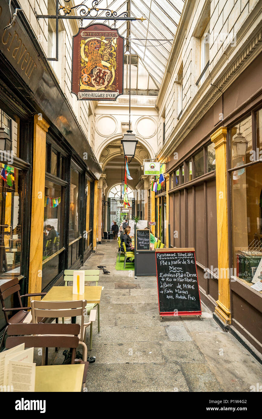 paris-covered-passages-stock-photo-alamy