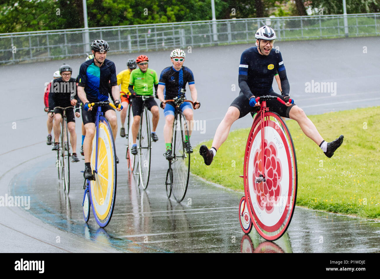 mark beaumont penny farthing
