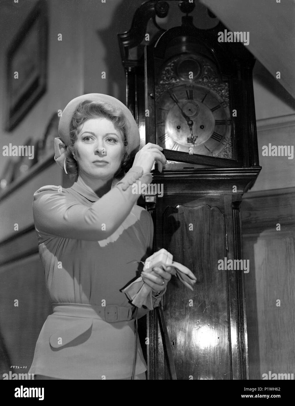 Original Film Title: THE MINIVER STORY.  English Title: THE MINIVER STORY.  Film Director: H. C. POTTER.  Year: 1950.  Stars: GREER GARSON. Credit: M.G.M. / Album Stock Photo