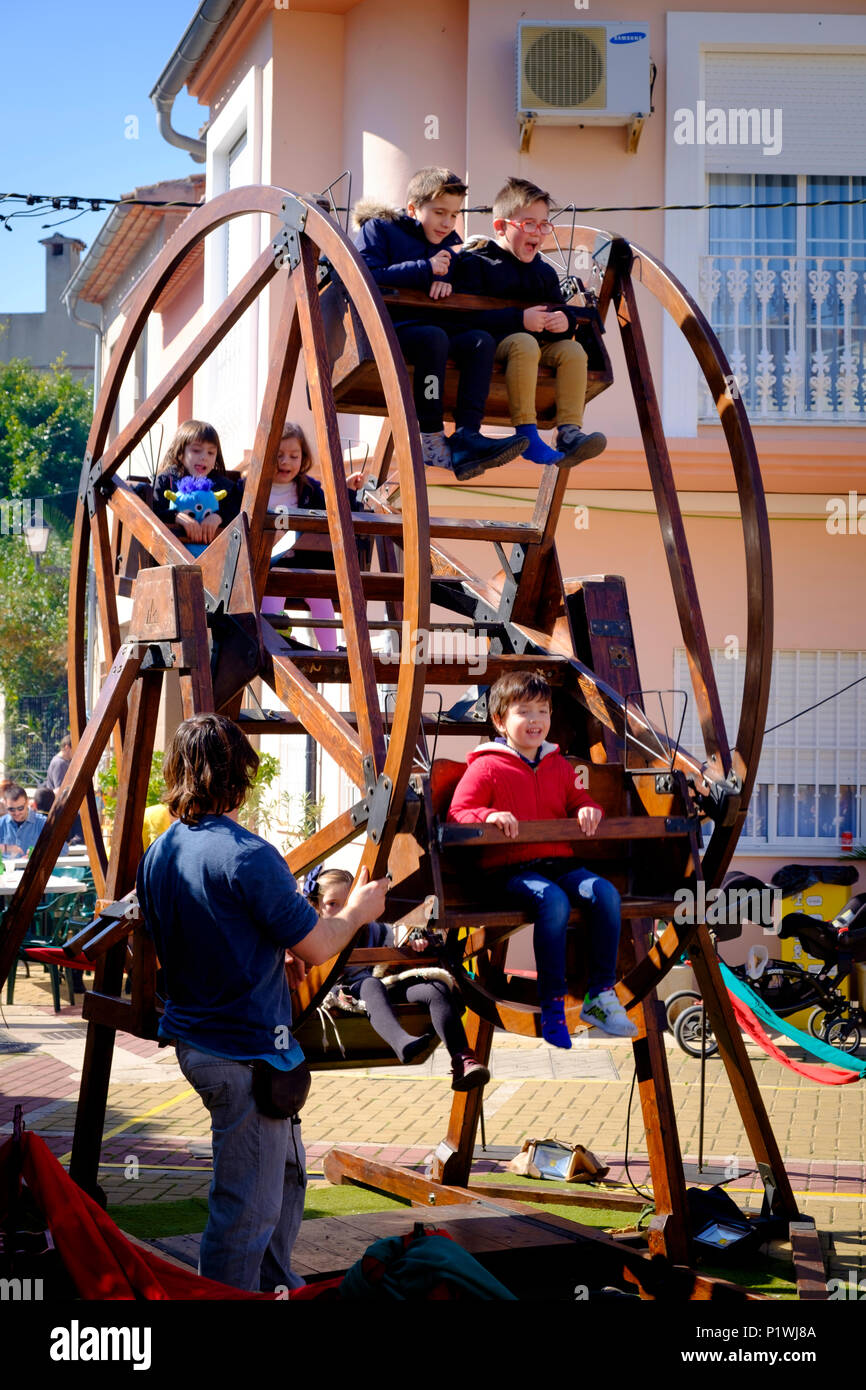 Wooden ferris wheel hires stock photography and images Alamy