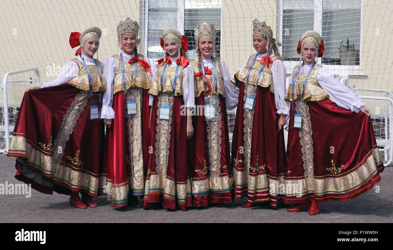 Traditional russian clothing hires stock photography and images Alamy