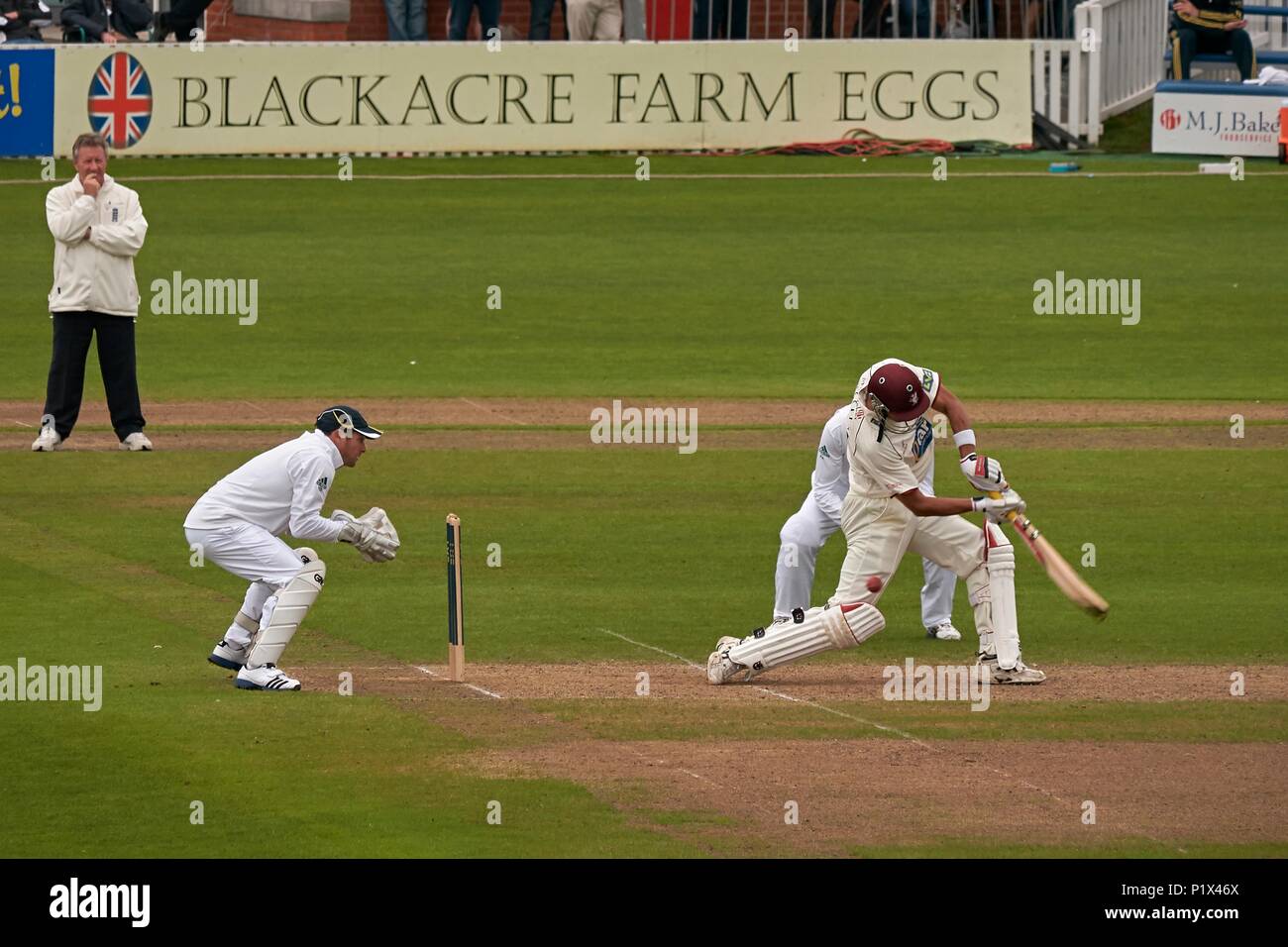 The ball which ended the career of Proteas 'keeper Mark Boucher. Hussain misses & is about to be bowled. Somerset v South Africa, 9th July 2012 Stock Photo