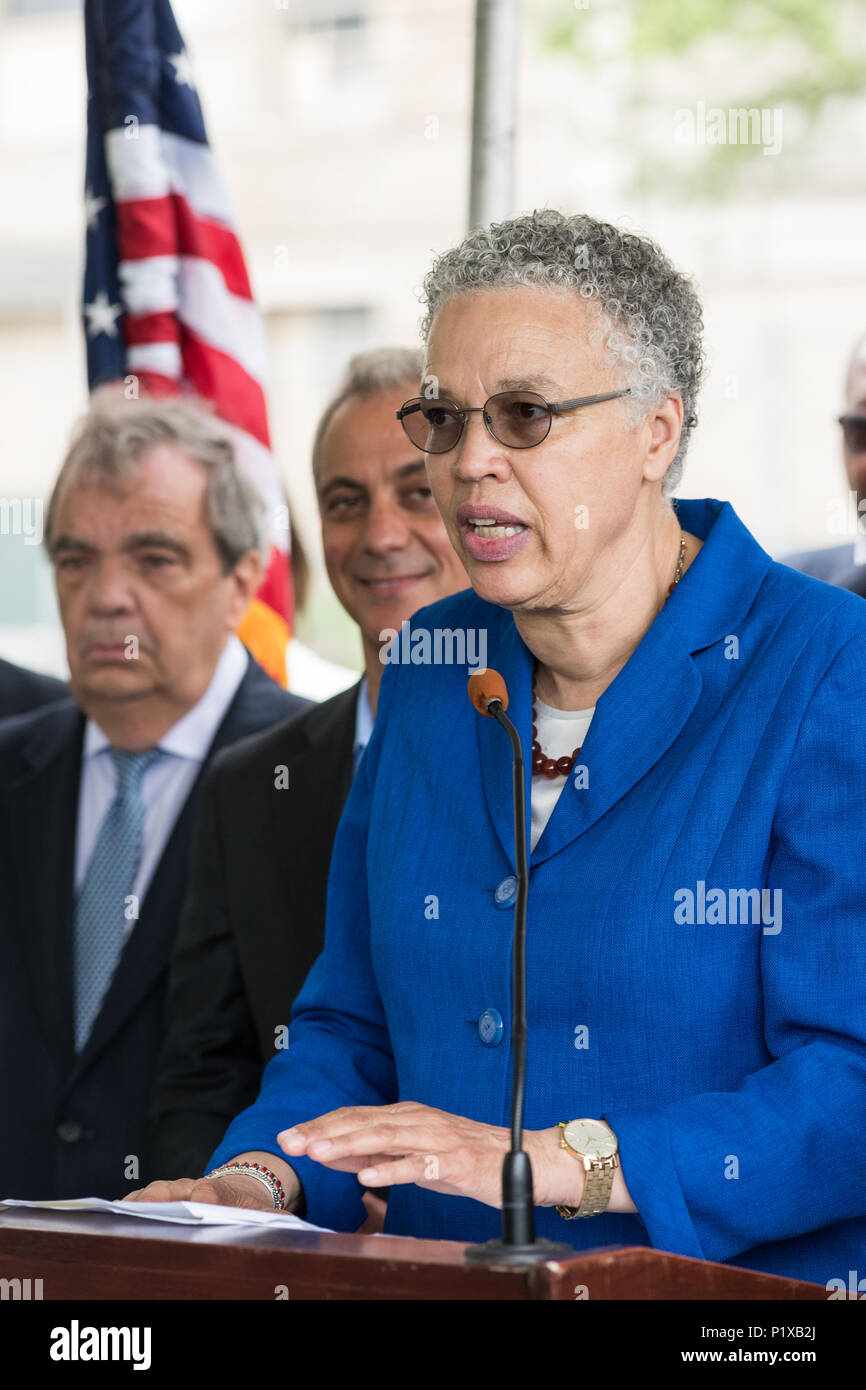 Cook County Board President Toni Preckwinkle speaking at the groundbreaking ceremony for the redevelopment of Cook County Hospital Stock Photo