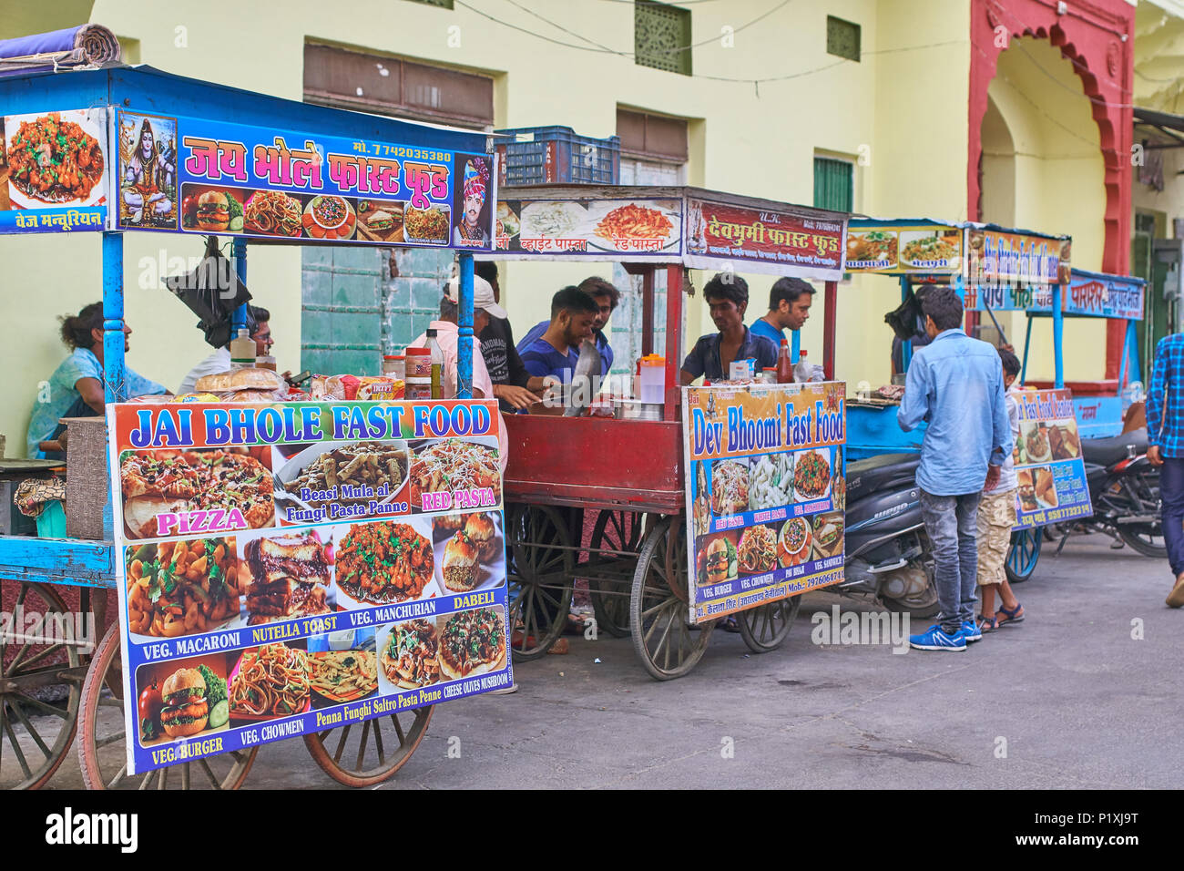 Street vendors selling food in Pushkar, India Stock Photo Alamy