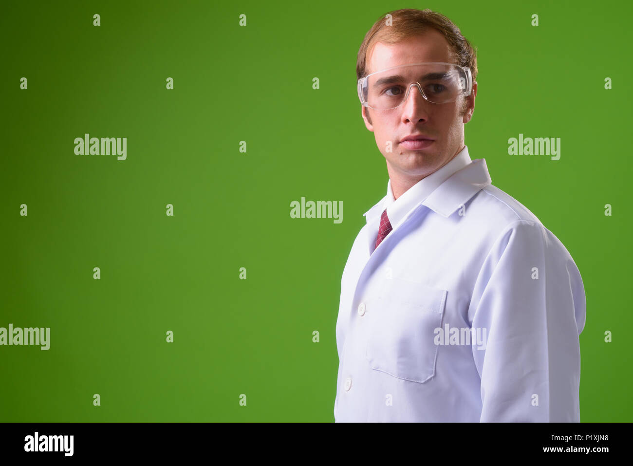 Doctor man studio shot hi-res stock photography and images - Alamy