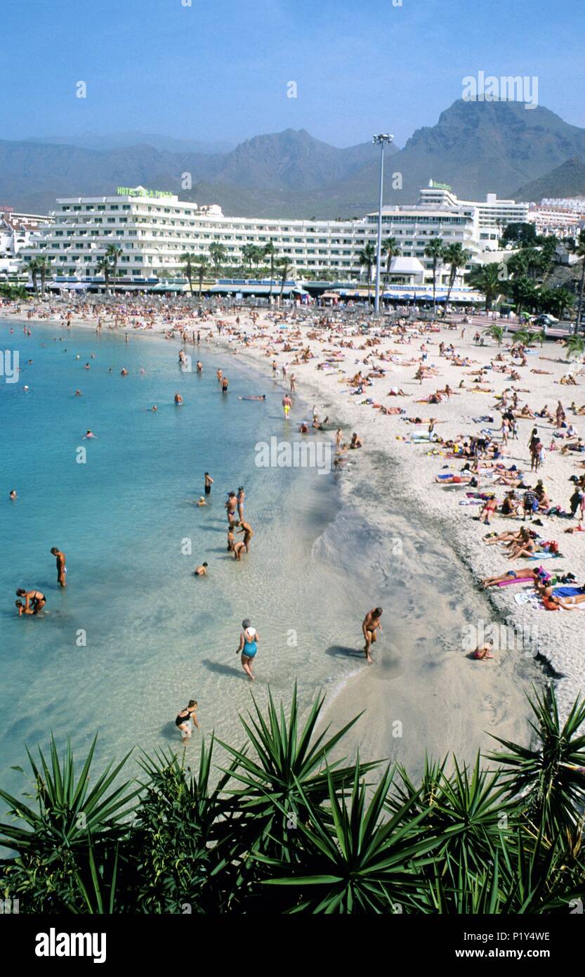 Camino Antemano Mantenimiento Playa de las Américas beach (south Tenerife Stock Photo - Alamy
