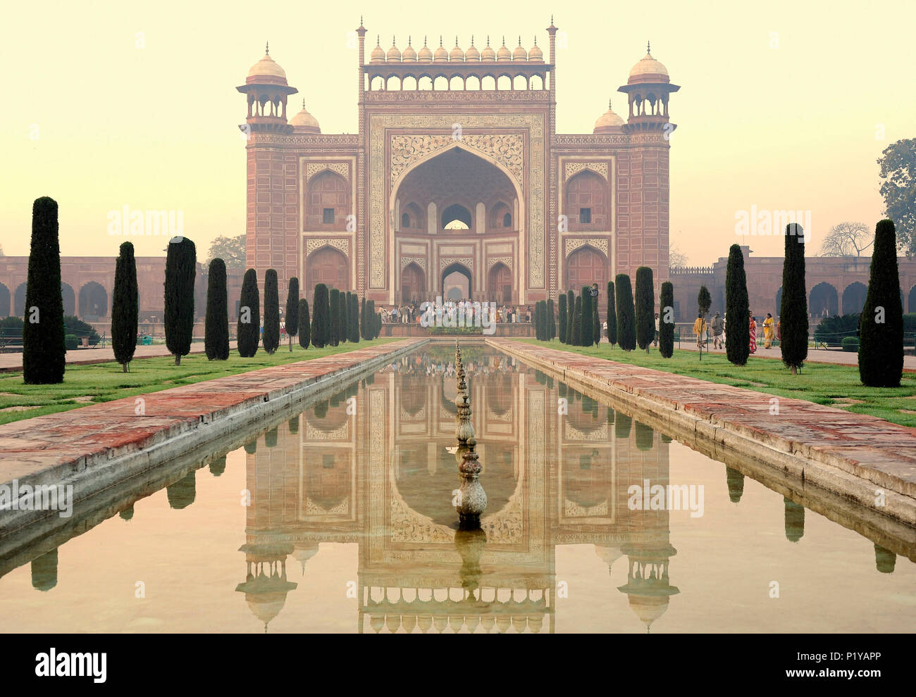 India, Agra, Taj Mahal Complex, red sandstone entrance Stock Photo - Alamy