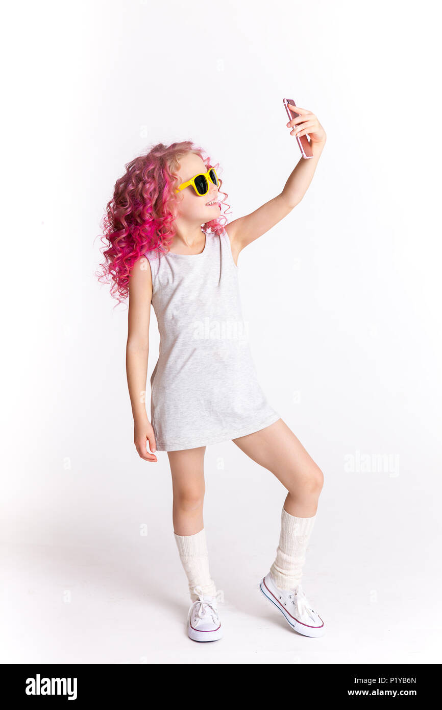 Colores Wavy Hais Ombre Little Modern Hipster Girl In Fashion