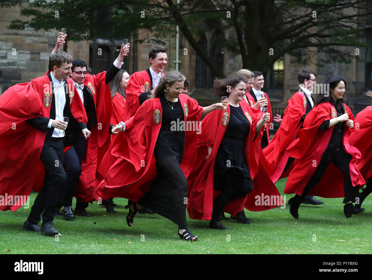 Members of Glasgow University Chapel choir celebrate in the East ...