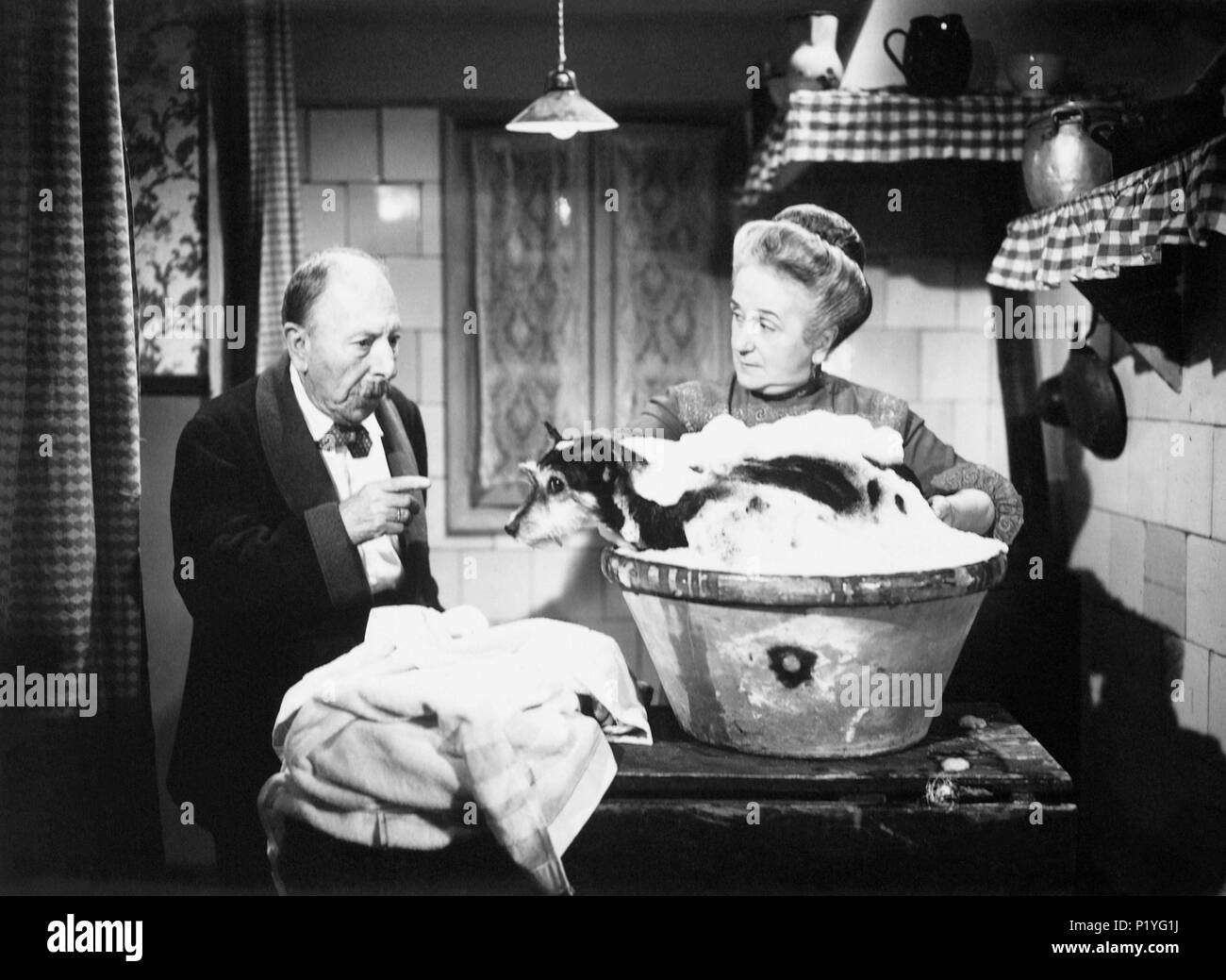 1965 que hi-res stock photography and images - Alamy
