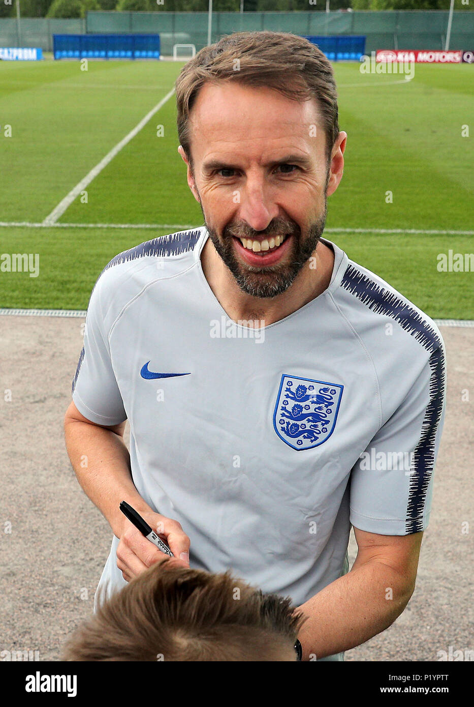 England manager Gareth Southgate during the training session at the Spartak Zelenogorsk Stadium, Repino. PRESS ASSOCIATION Photo. Picture date: Wednesday June 13, 2018. See PA story WORLDCUP England. Photo credit should read: Owen Humphreys/PA Wire. Stock Photo