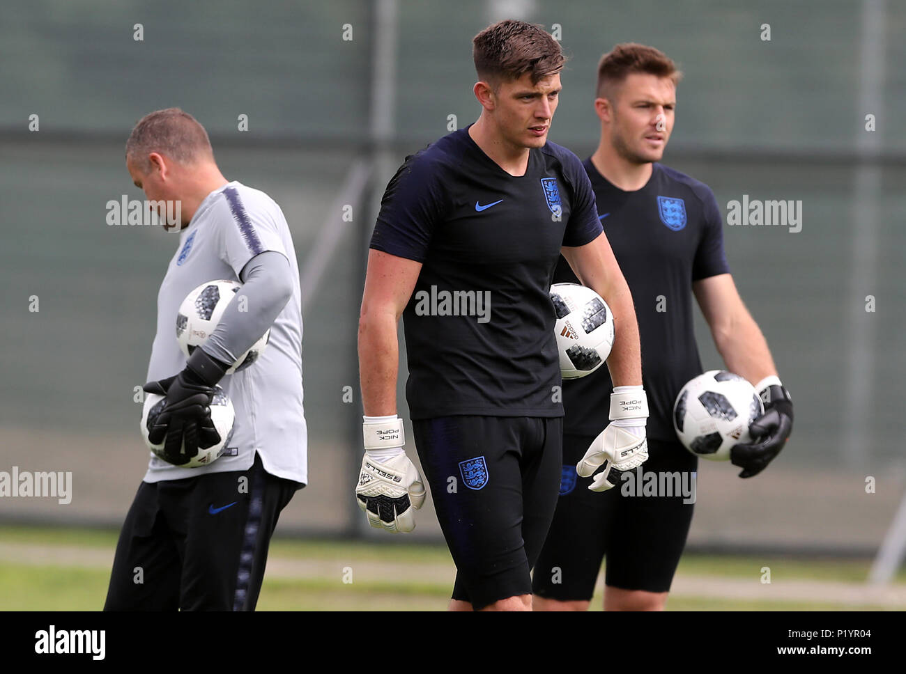 England goalkeepers Nick Pope (centre) and Jack Butland (right) during the training session at the Spartak Zelenogorsk Stadium, Repino. PRESS ASSOCIATION Photo. Picture date: Wednesday June 13, 2018. See PA story WORLDCUP England. Photo credit should read: Owen Humphreys/PA Wire. RESTRICTIONS: Use subject to FA restrictions. Editorial use only. Commercial use only with prior written consent of the FA. No editing except cropping. Stock Photo