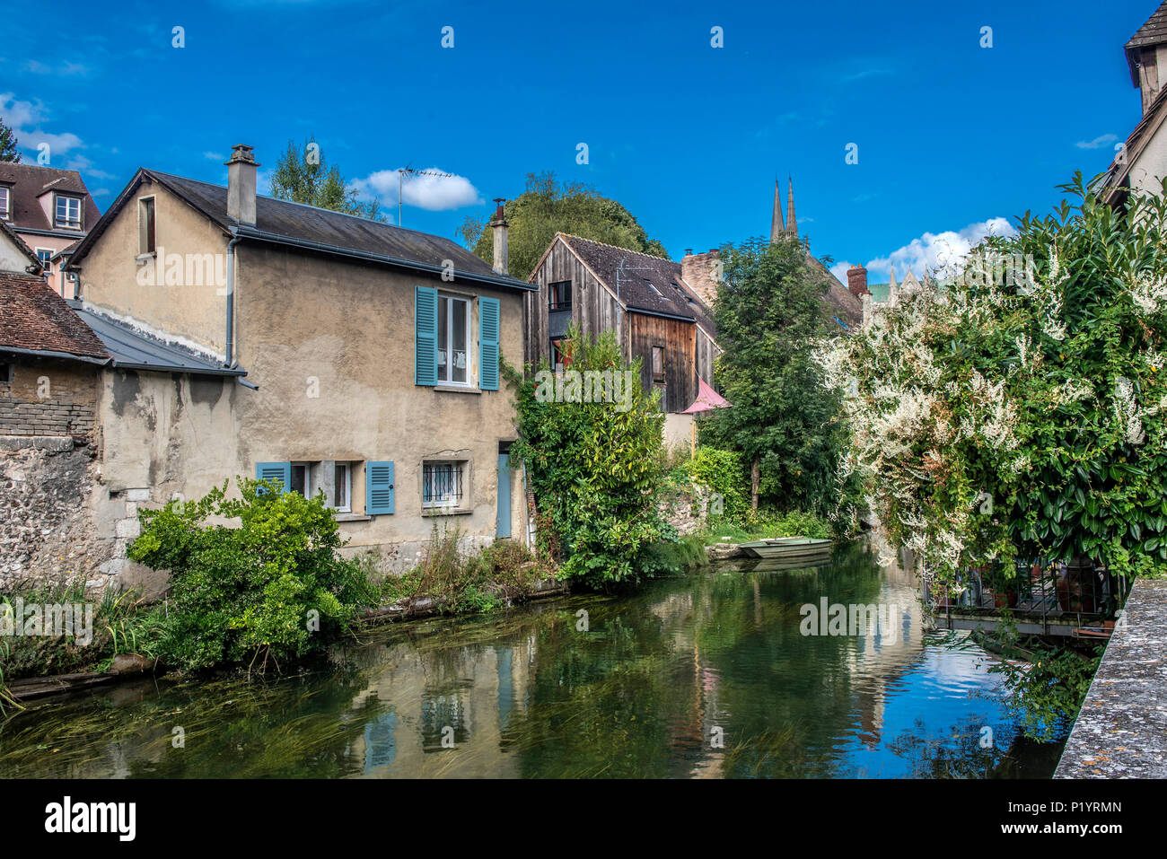 Chartres House High Resolution Stock Photography and Images - Alamy