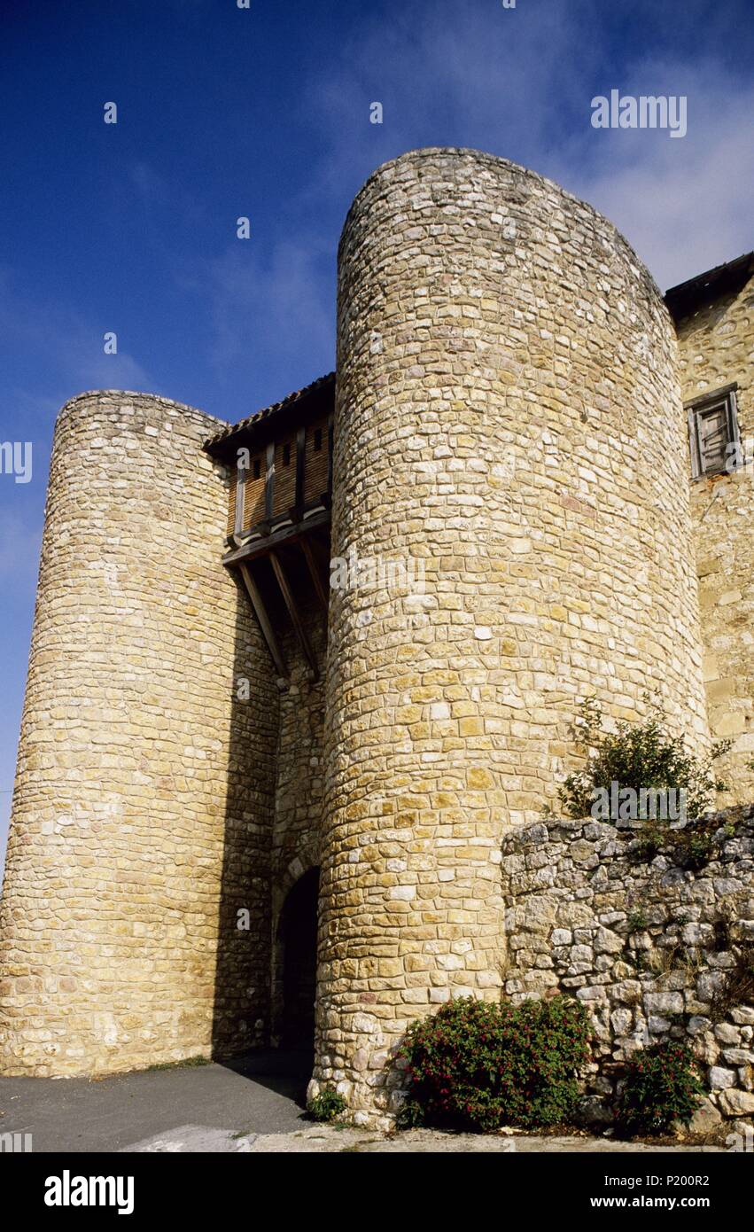 Peñacerrada; medieval walls (Condado de Treviño / Burgos). Stock Photo