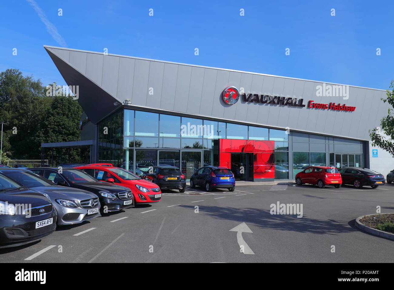 Vauxhall Cars High Resolution Stock Photography And Images Alamy