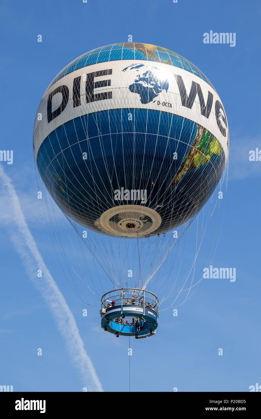 BERLIN, GERMANY - APRIL 28, 2018: Hot air balloon Weltballon HiFlyer near  Checkpoint Charlie for a great view over the city centre of Berlin Stock  Photo - Alamy