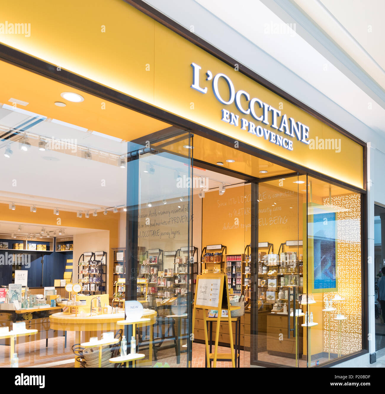 Loccitane shop front hi-res stock photography and images - Alamy
