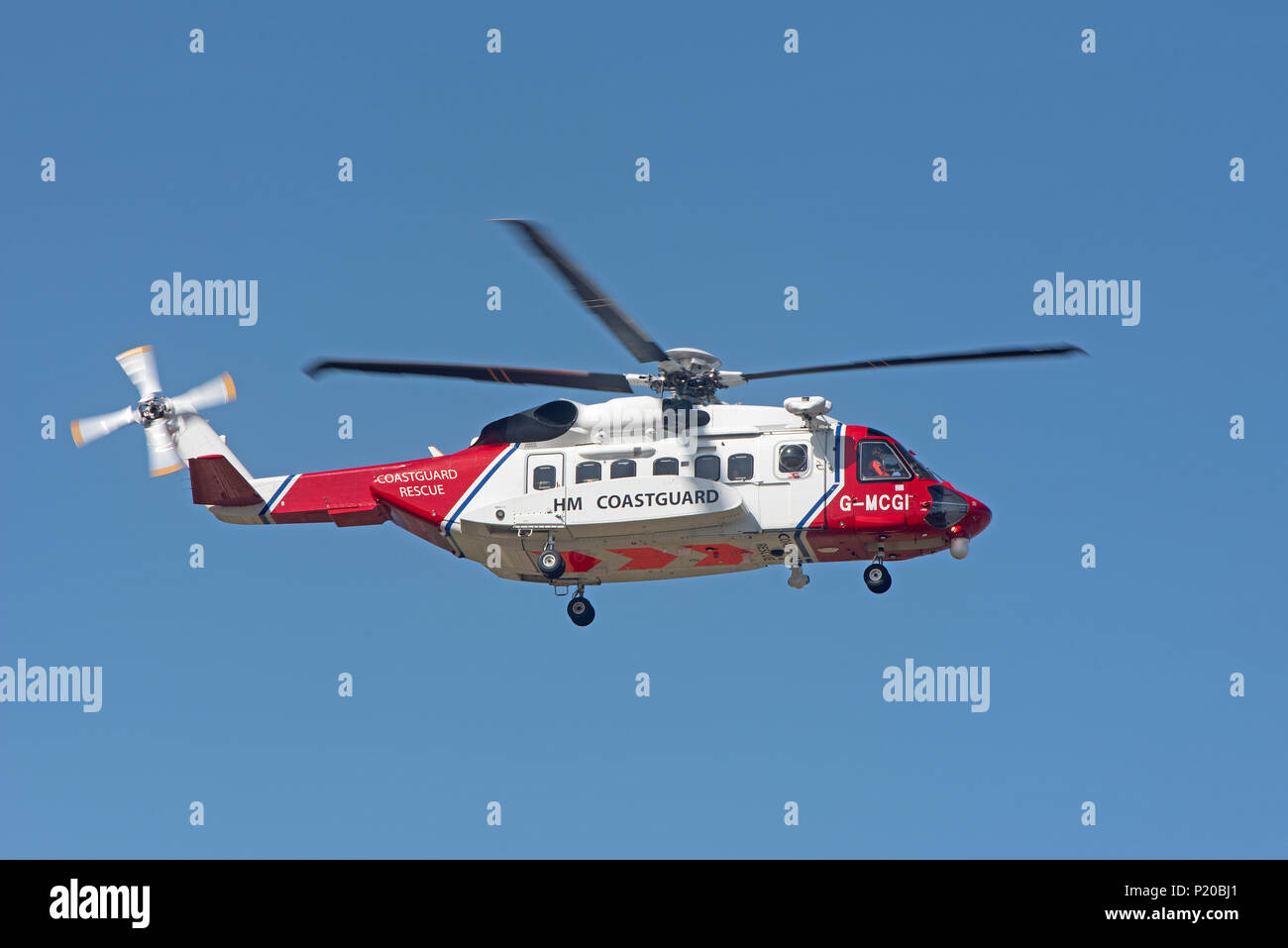 Safest helicopter in the world hires stock photography and images Alamy