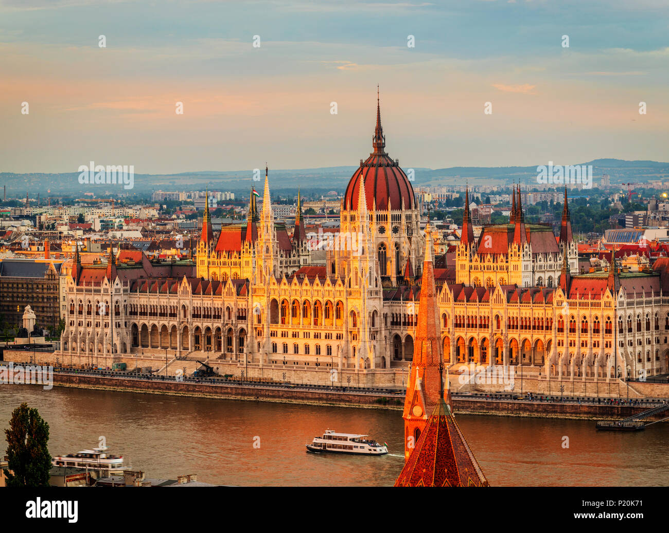 The Budapest Parliament building is the third largest Parliament ...