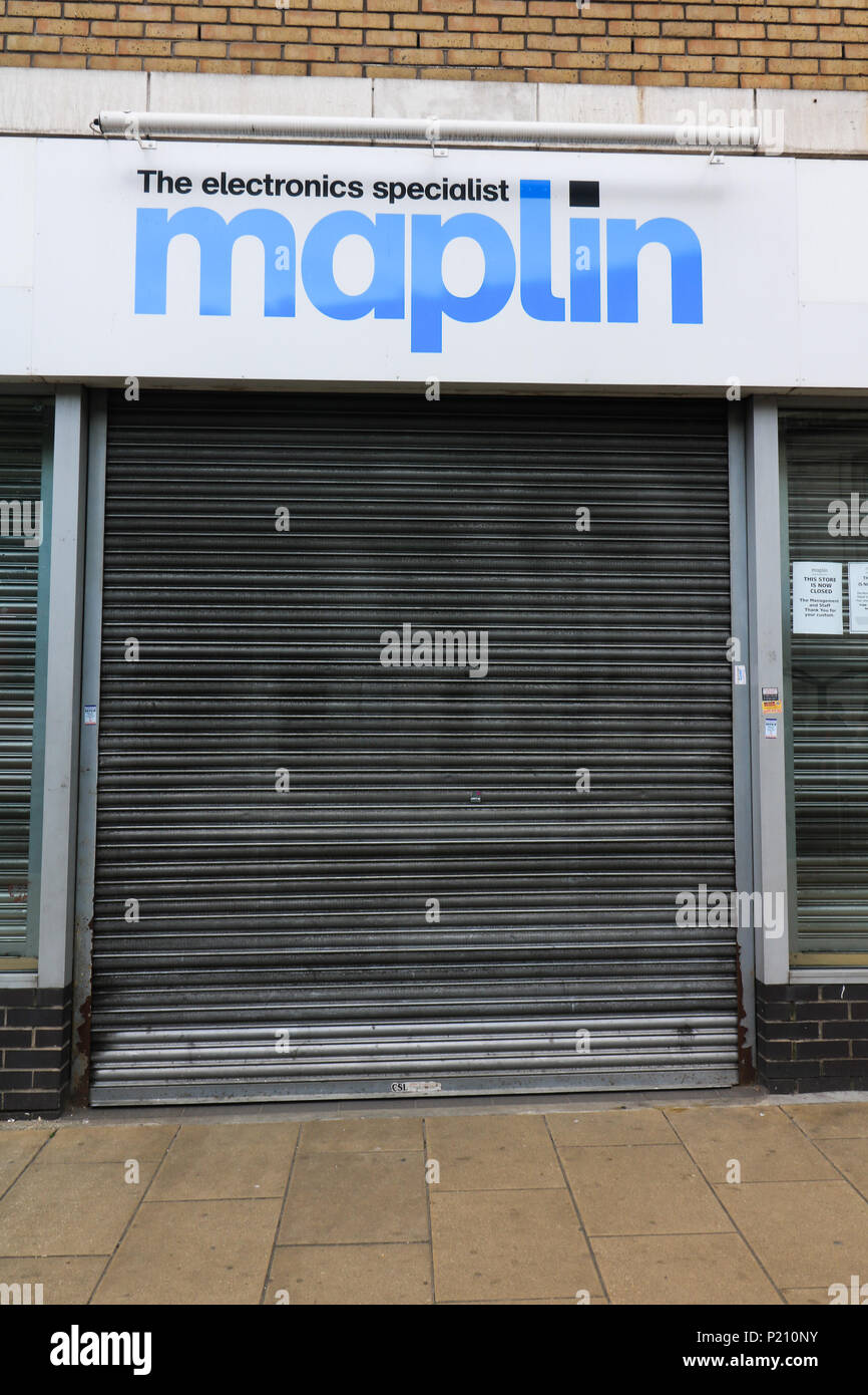 London UK. 13th June 2018. The branch of Maplin electronics store in Wimbledon has closed  after going into administration. Maplin Shop closures follows other struggling High street brands like Mothercare, Toys R Us, Carpetright and Poundworld after suffering money troubles Credit: amer ghazzal/Alamy Live News Stock Photo