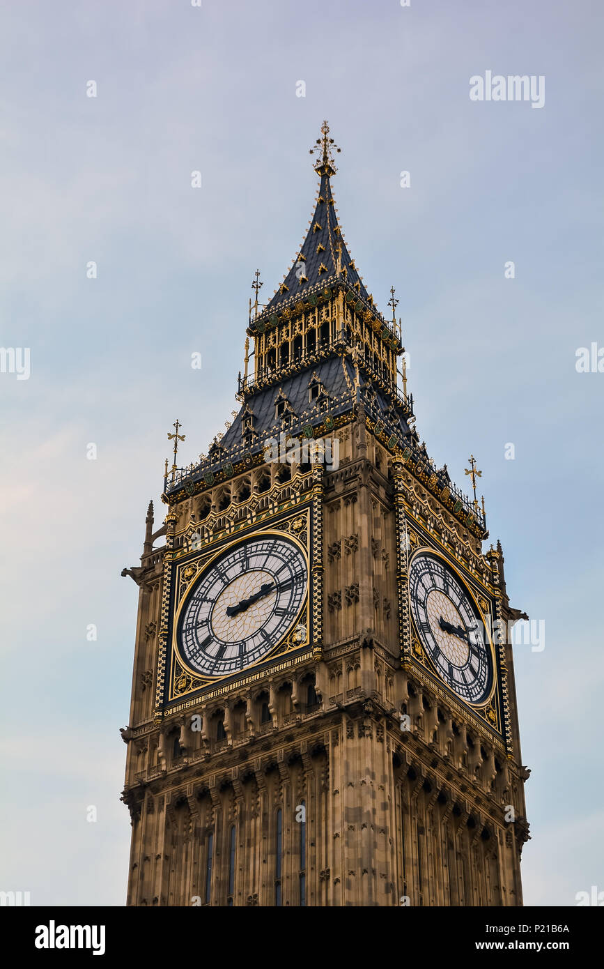 Uk clock tower landmark hires stock photography and images Alamy