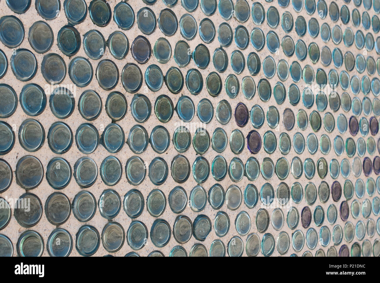 Tom Kelly's Bottle house in Rhyolite historic gold mining ghost town ...