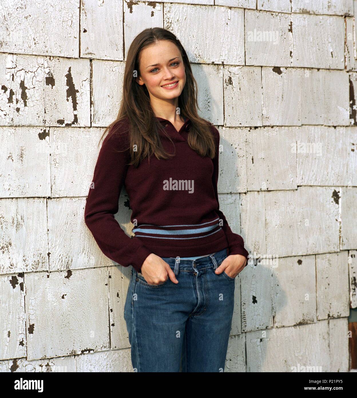 Алексис бледел. Девочки гилмор саки. Алексис бледел девочки гилмор. Алексис бледел. Алексис бледел гилмор.