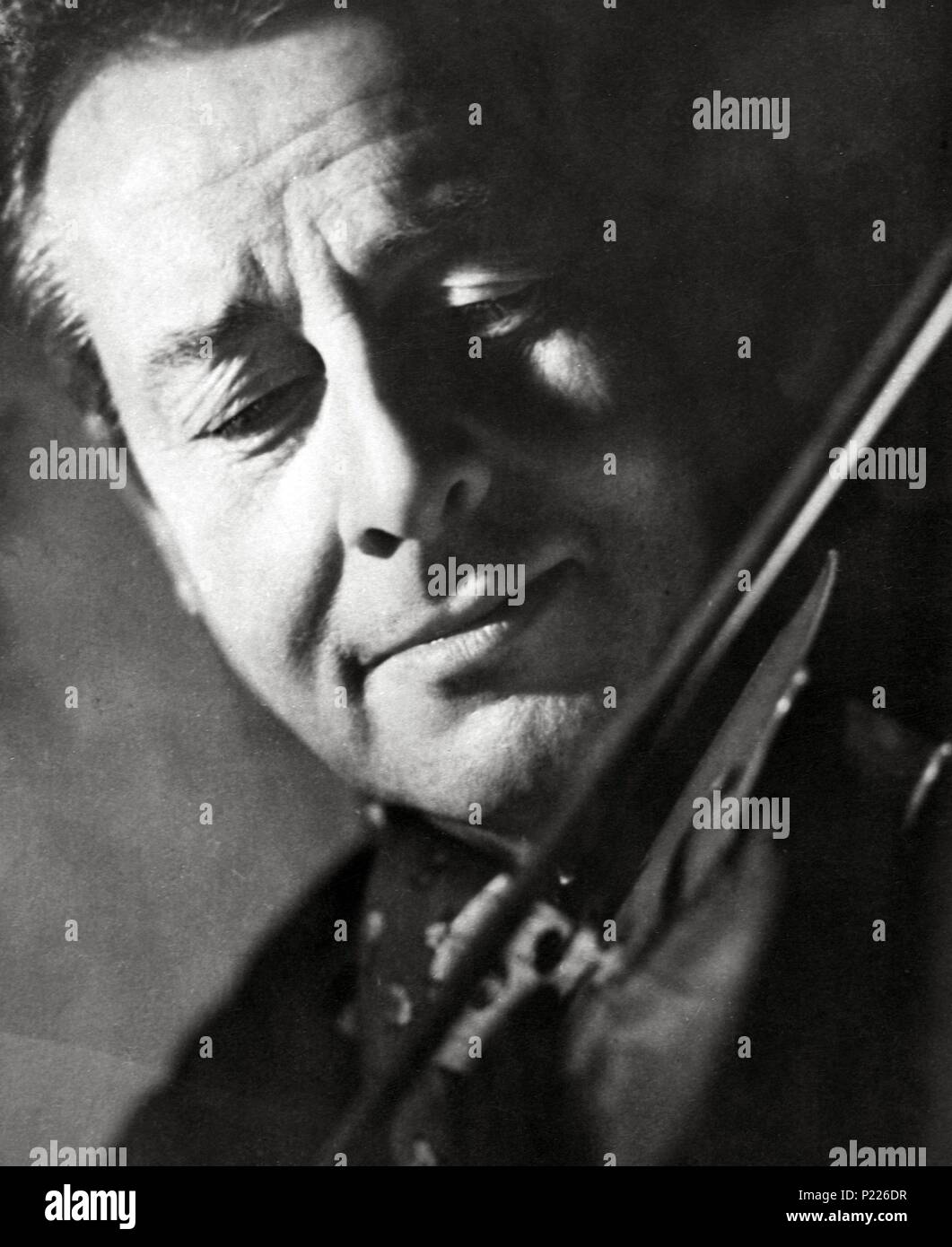 French jazz violinist Stephane Grappelli Stock Photo Alamy