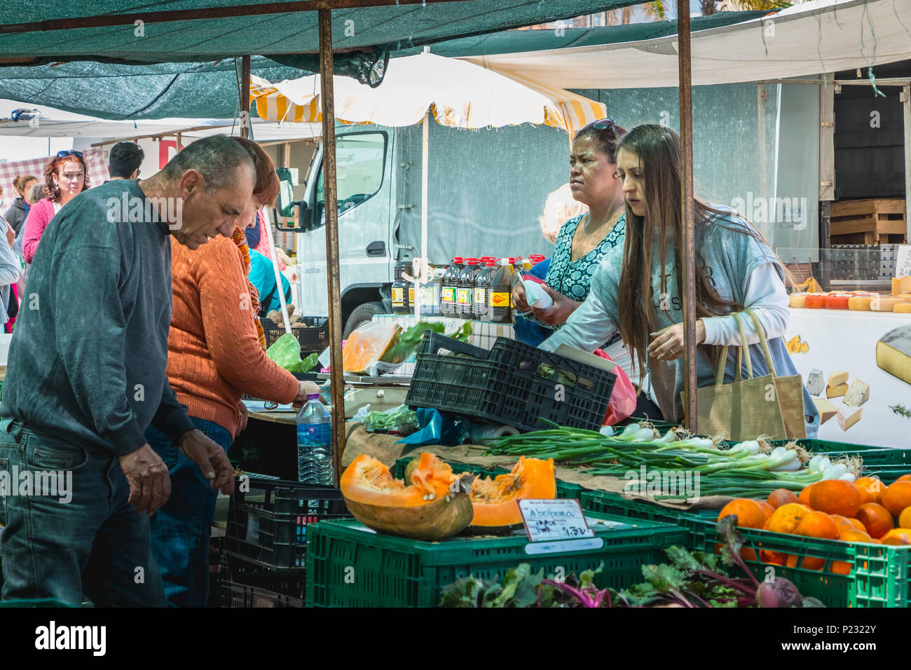 Quarteira fish market hires stock photography and images Alamy