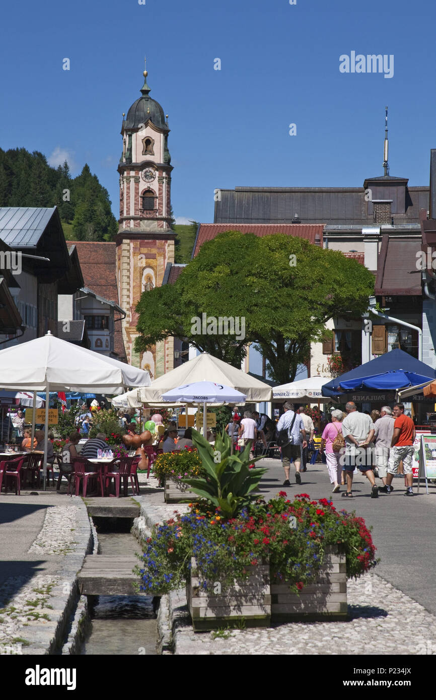 The pedestrian area in the upper market, Mittenwald, Bavaria, Germany ...